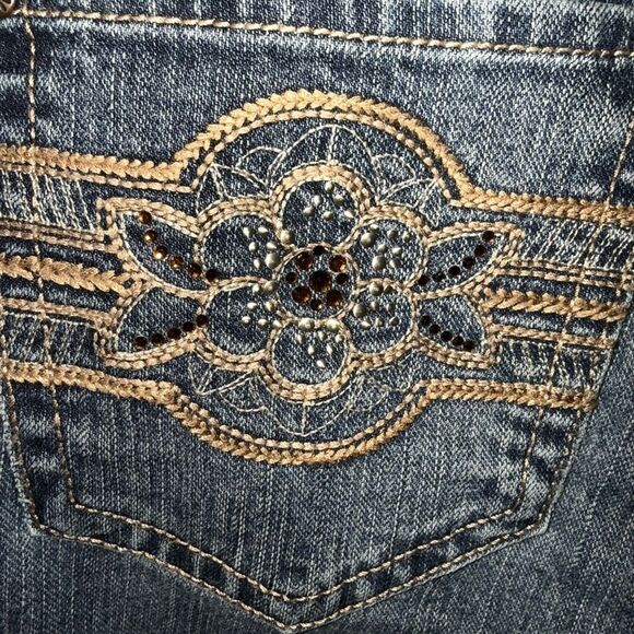 Bandolino Blue Straight Leg Jeans - Picture 4 of 8